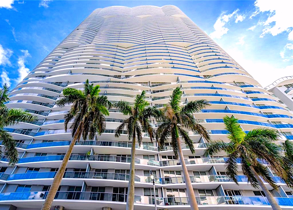 Luxury rental Miami